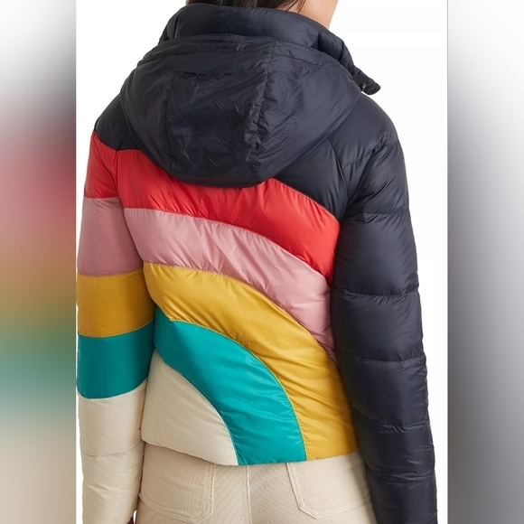 Marine layer Apres Puffer in Navy Rainbow Wave - Picture 2 of 10